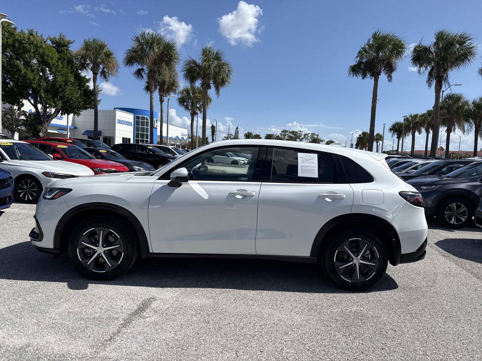 2023 Honda HR-V EX-L photo 3