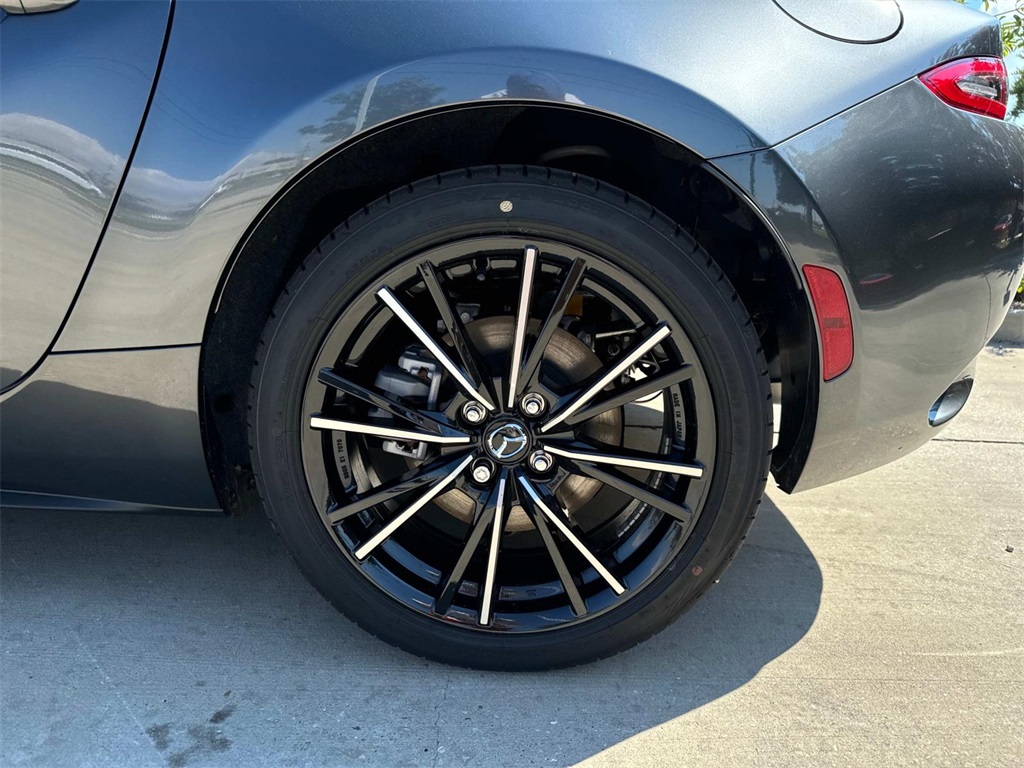 2024 Mazda MX-5 Miata Miata RF Grand Touring photo 6