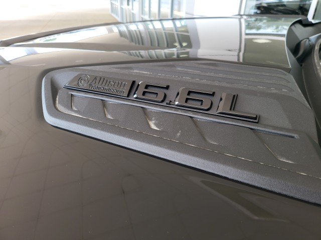 2025 Chevrolet Silverado 2500HD LTZ photo 32
