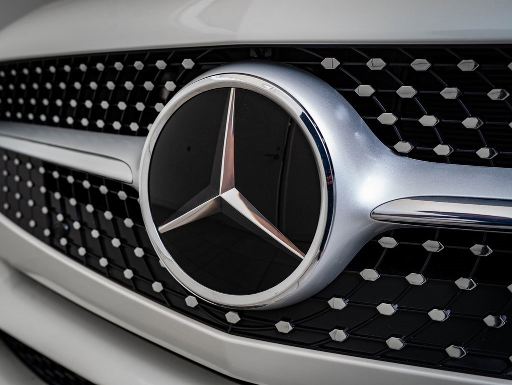 2018 Mercedes Benz SL 550 photo 4