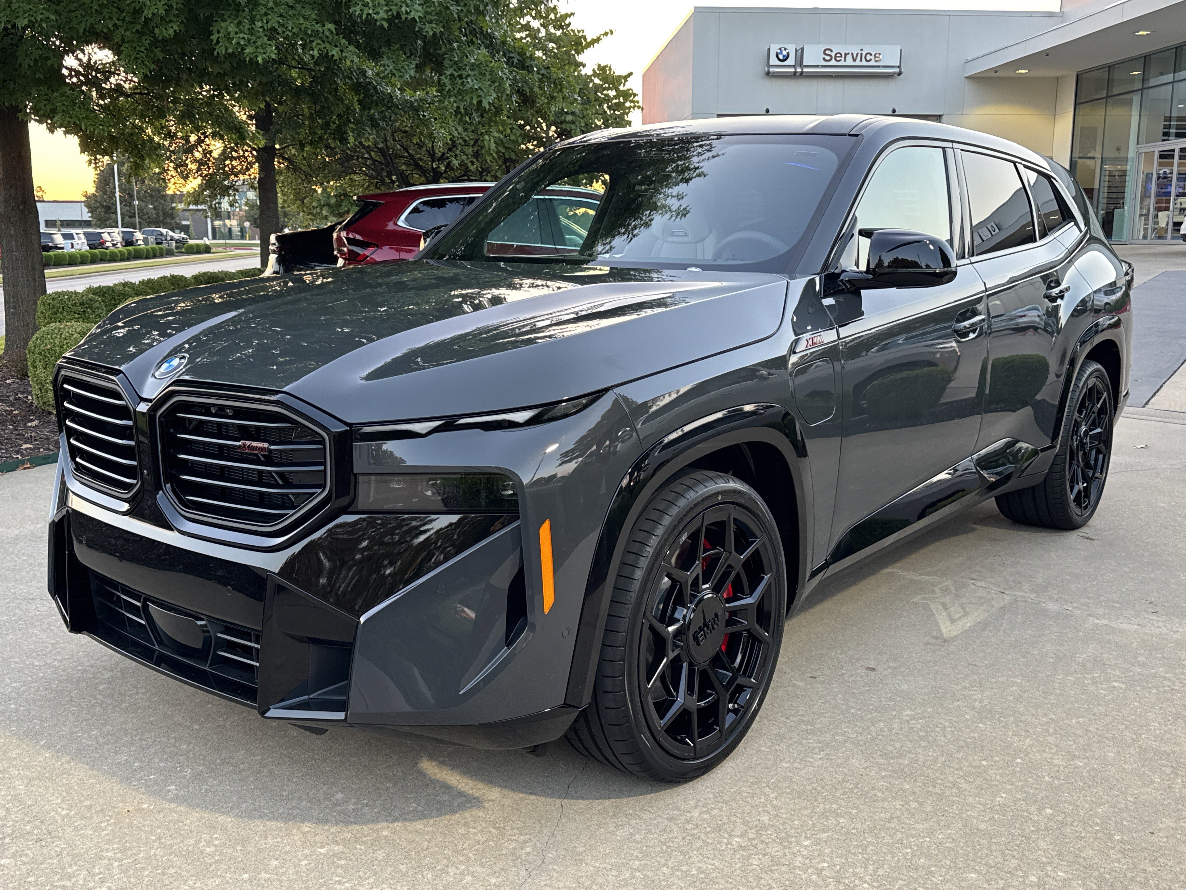 2026 BMW XM Base's photo