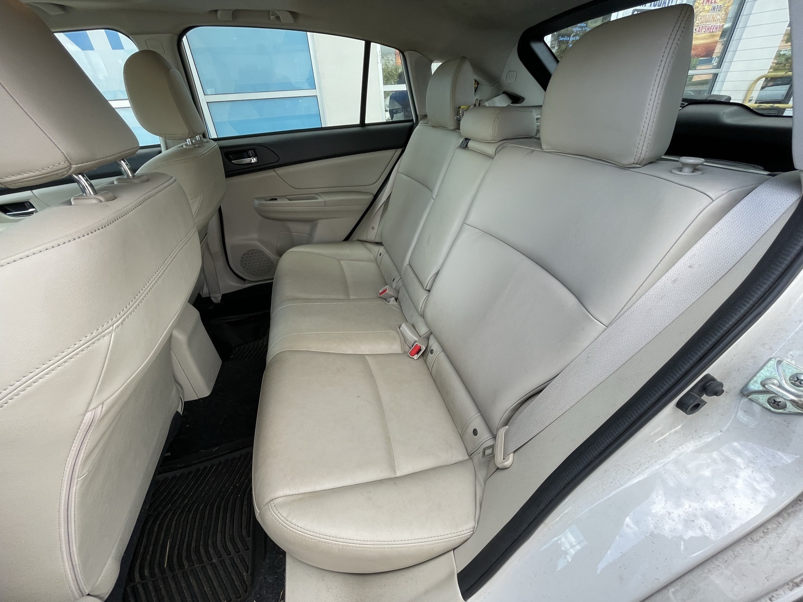 2013 Subaru Impreza 2.0i Limited photo 4