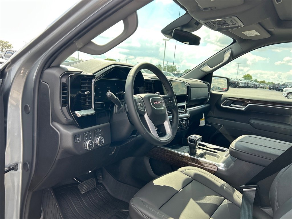 2026 GMC SIERRA - Image 16