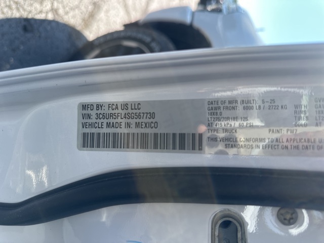 2025 Ram 2500 Laramie photo 8