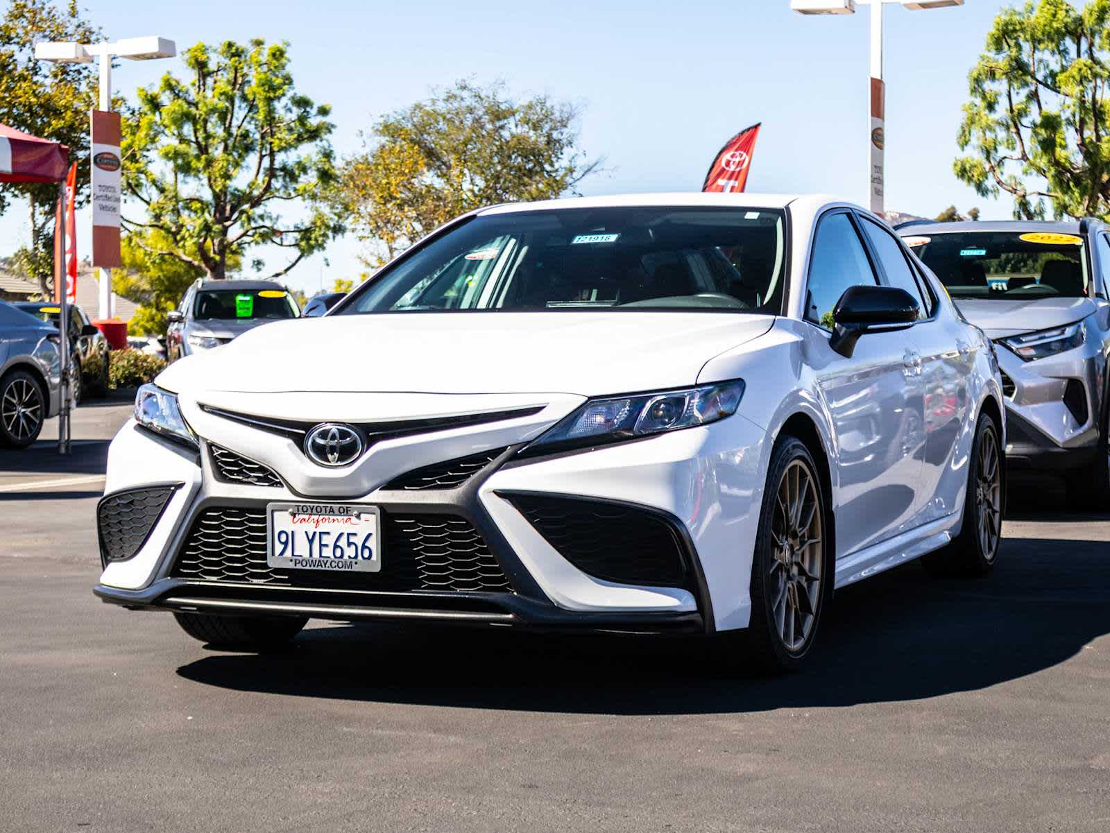 2024 Toyota Camry SE photo 3