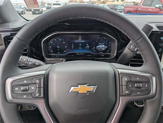 2025 Chevrolet Silverado 1500 LT photo 24