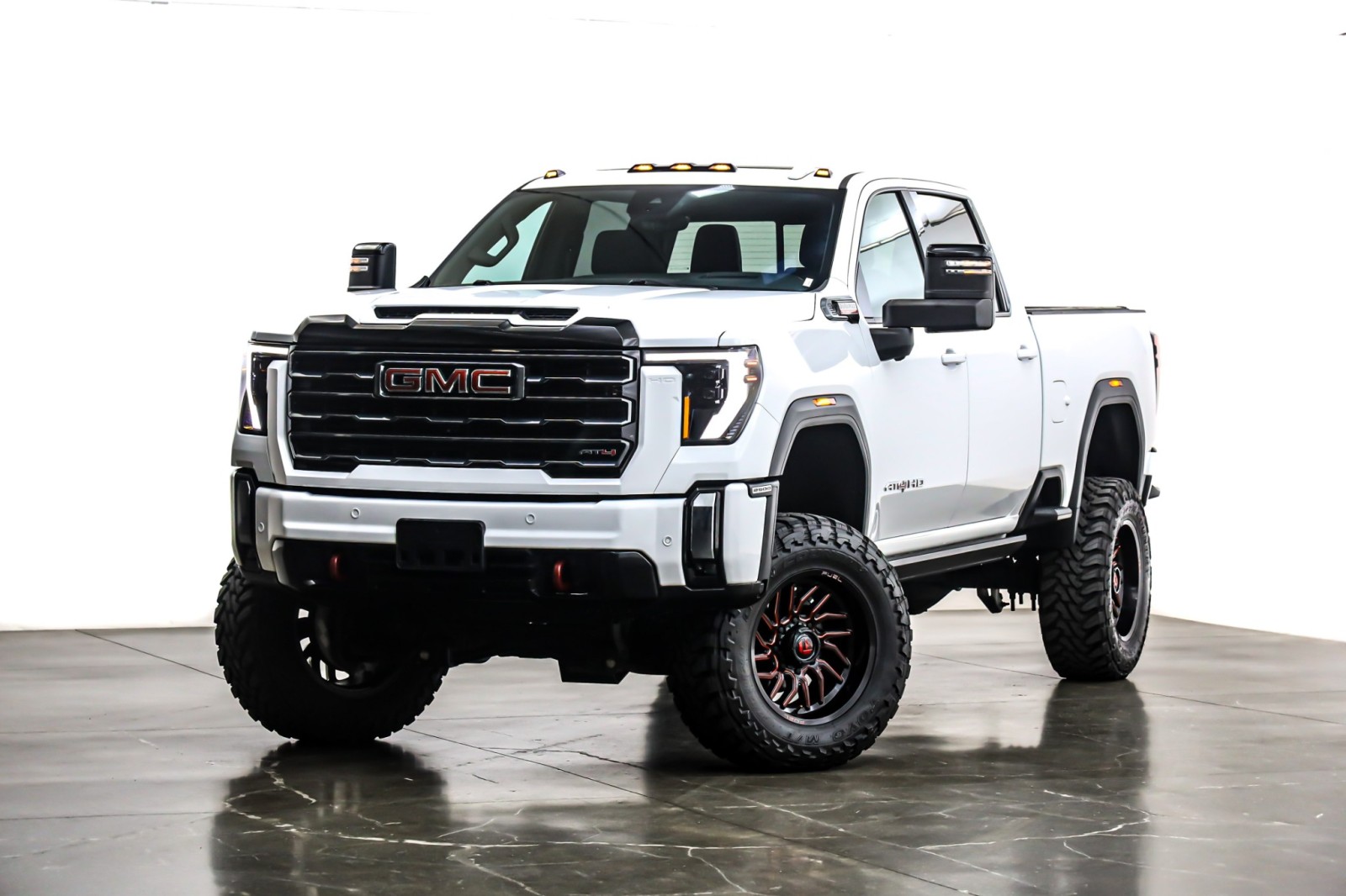 2024 GMC Sierra 2500HD AT4's photo