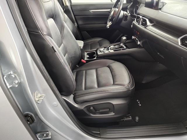 2021 Mazda CX-5 Touring photo 20