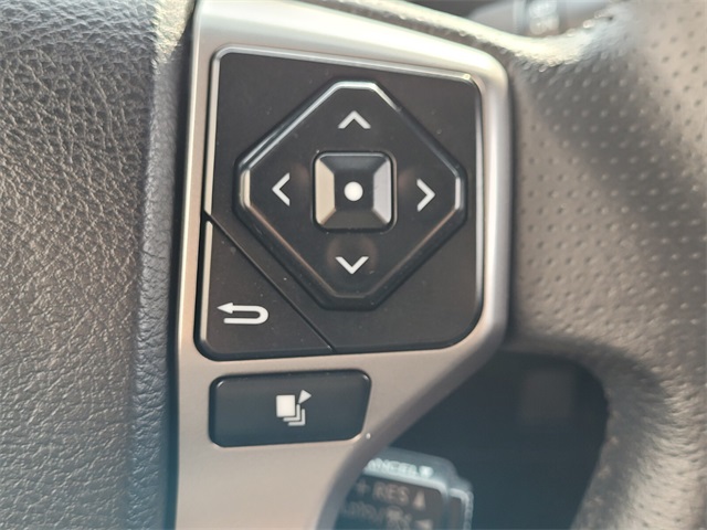 2024 Toyota 4Runner SR5 4WD photo 32