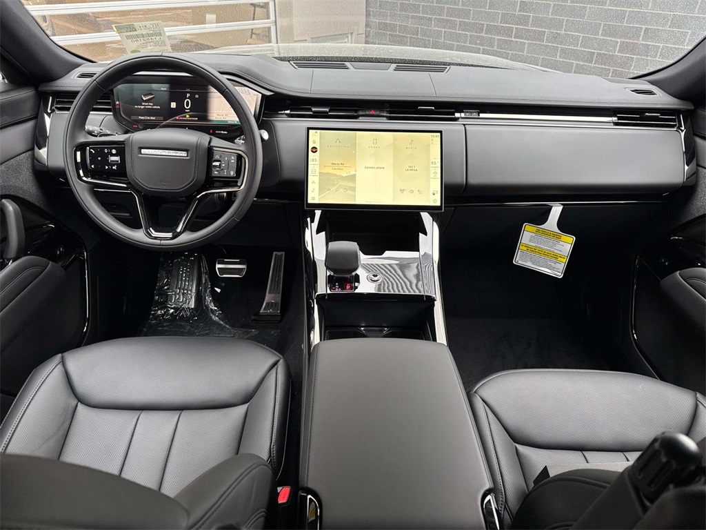 2025 Land Rover Range Rover Sport SE photo 15