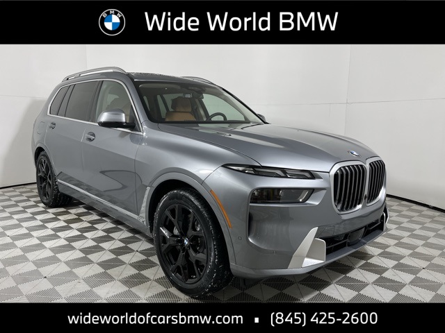 2026 BMW X7 40i's photo
