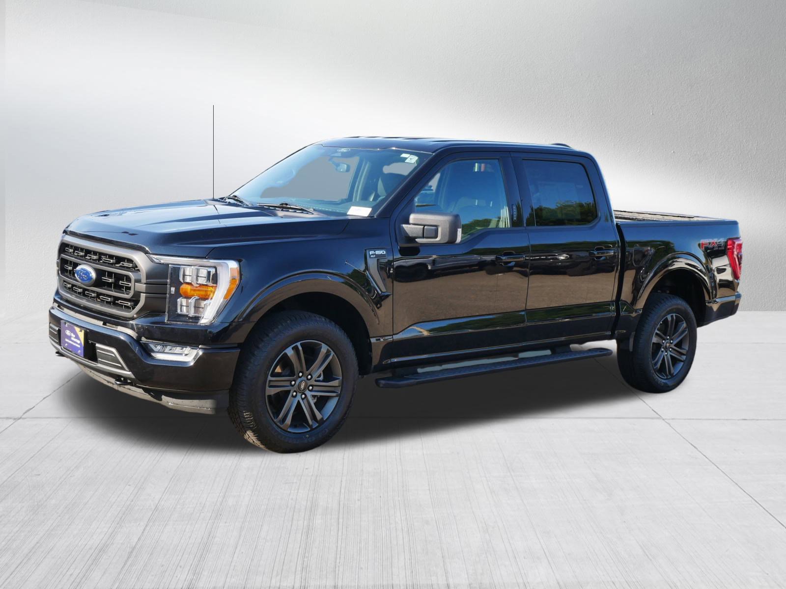 2022 Ford F-150 XLT photo 3