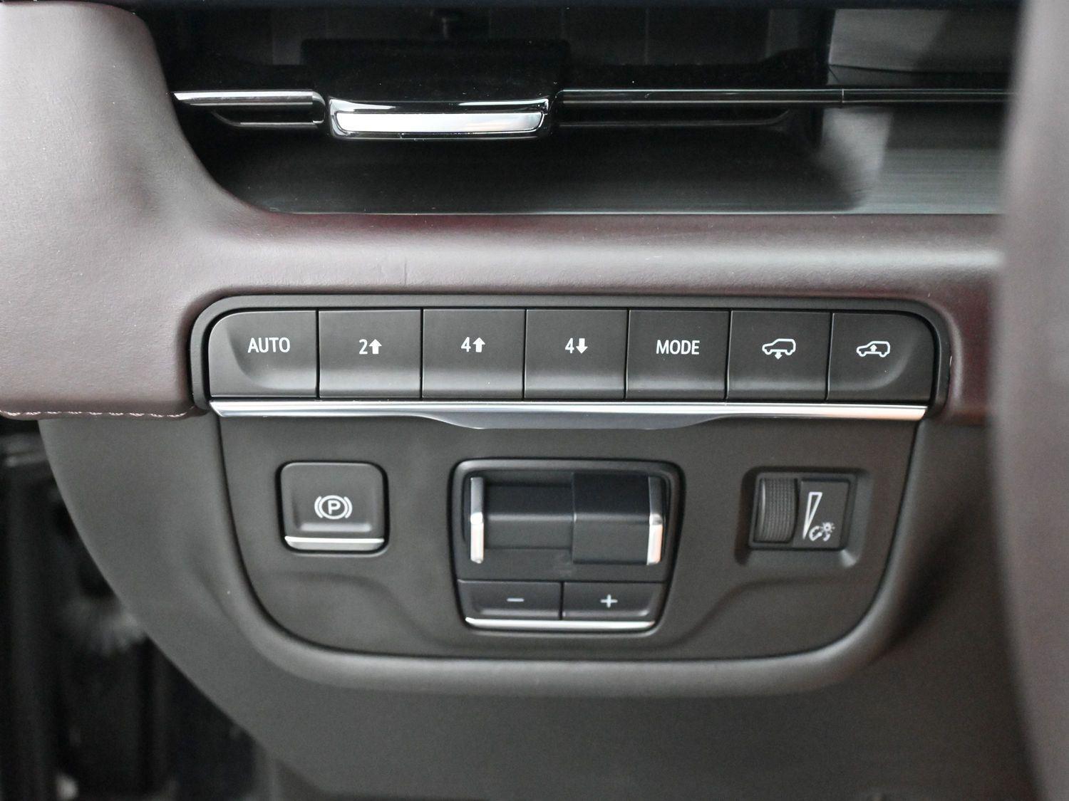 2022 Cadillac Escalade Sport Platinum photo 21
