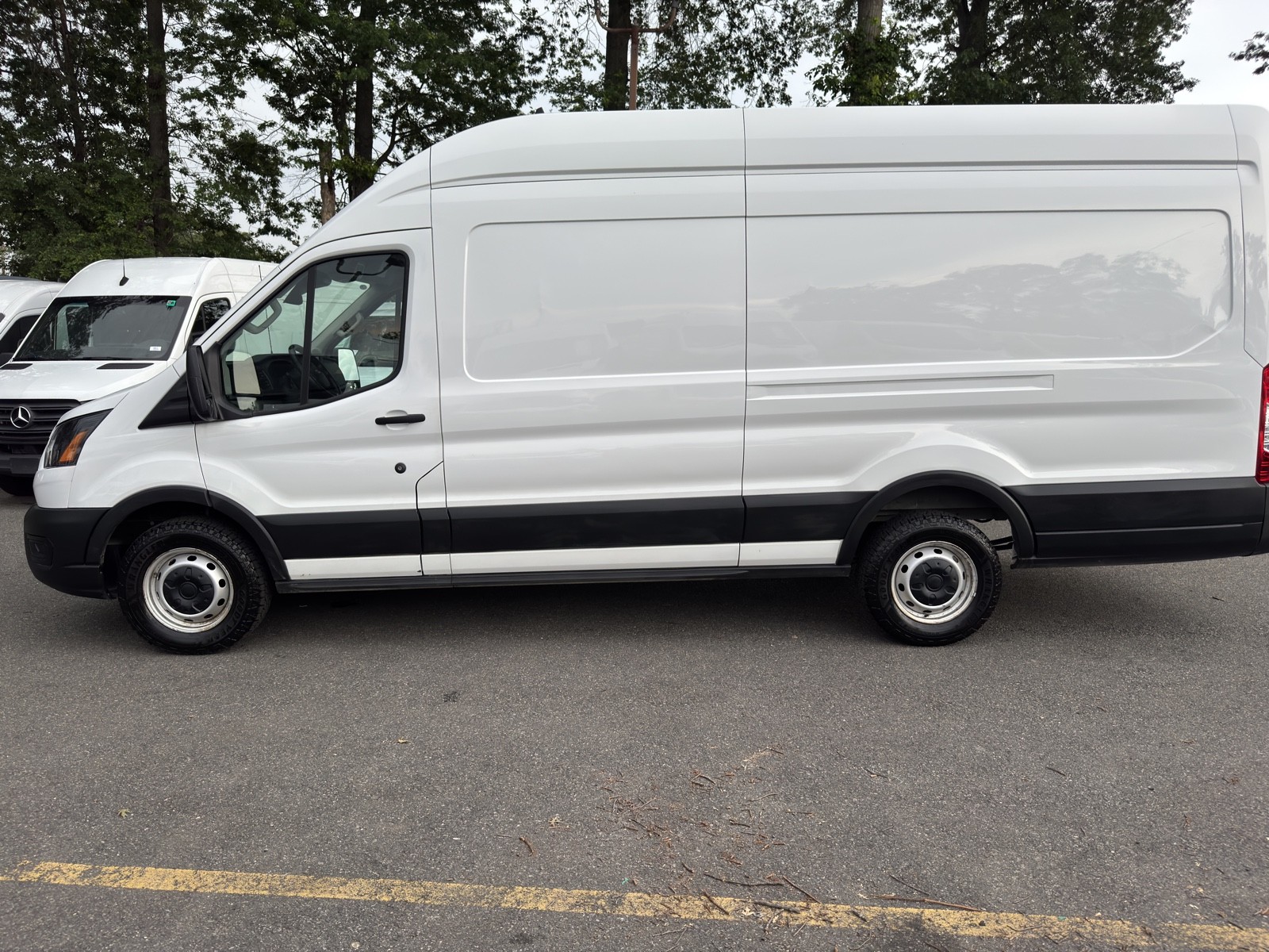2023 Ford Transit Cargo Van photo 4