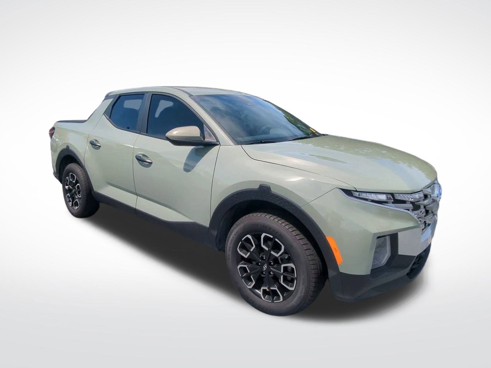 2024 Hyundai Santa Cruz SE photo 2