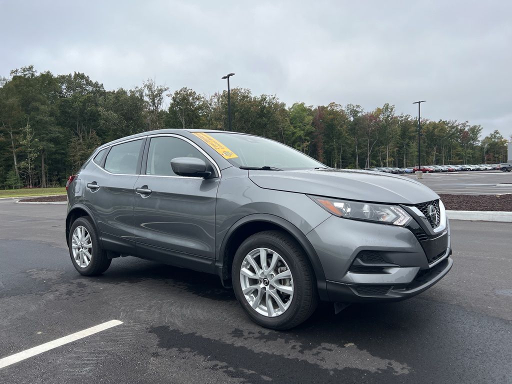 2022 Nissan Rogue Sport S