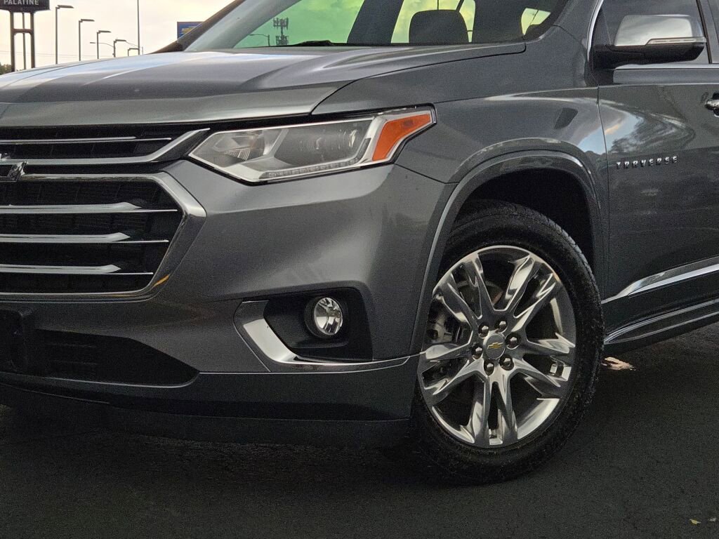 2021 Chevrolet Traverse High Country photo 2