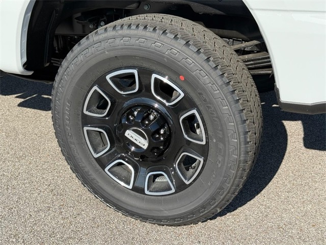 2026 Ford F-350 Platinum photo 4
