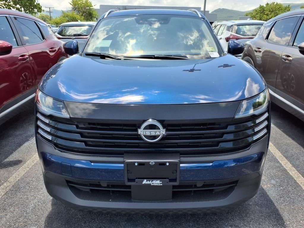 2025 Nissan Kicks SV photo 30