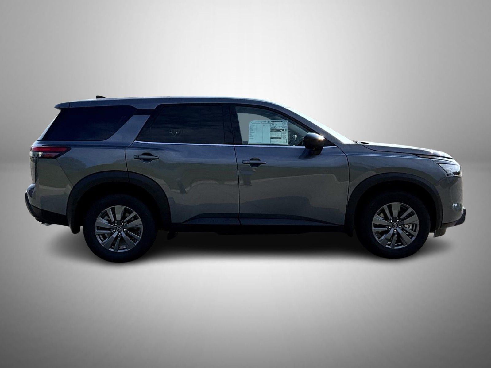 2025 Nissan Pathfinder S photo 4