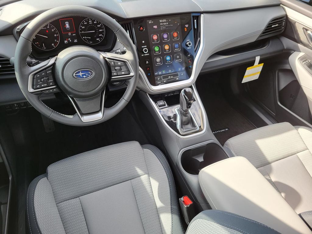 2025 Subaru Outback Premium photo 2