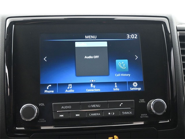 2022 Nissan Frontier SV photo 2