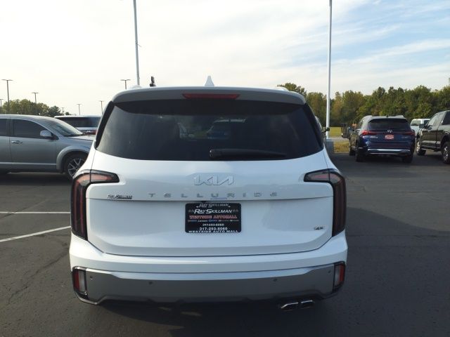 2023 Kia Telluride EX photo 3