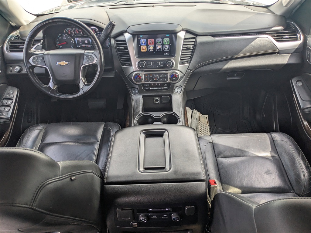 2020 Chevrolet Suburban LT photo 14