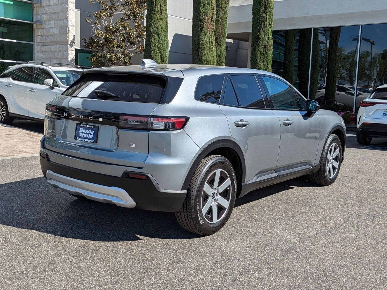 2025 Honda Prologue EX photo 4