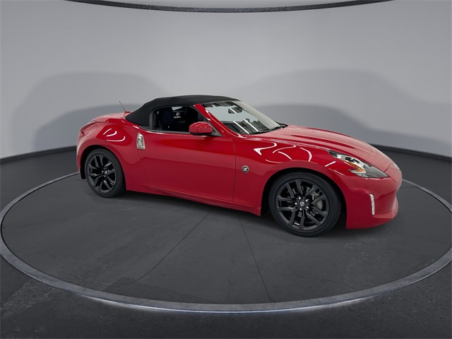 2018 Nissan 370Z photo 2