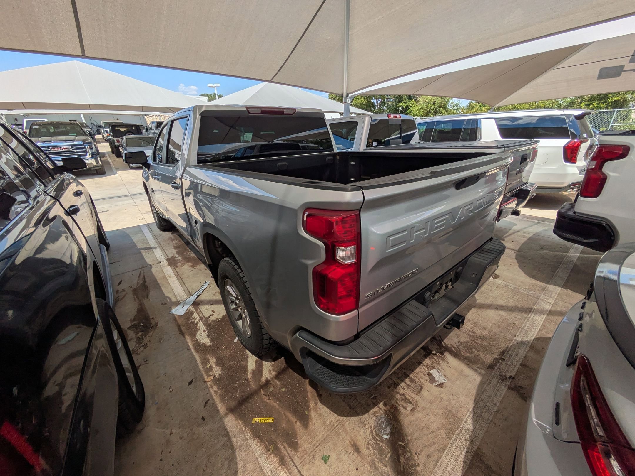 2020 Chevrolet Silverado 1500 LT photo 4
