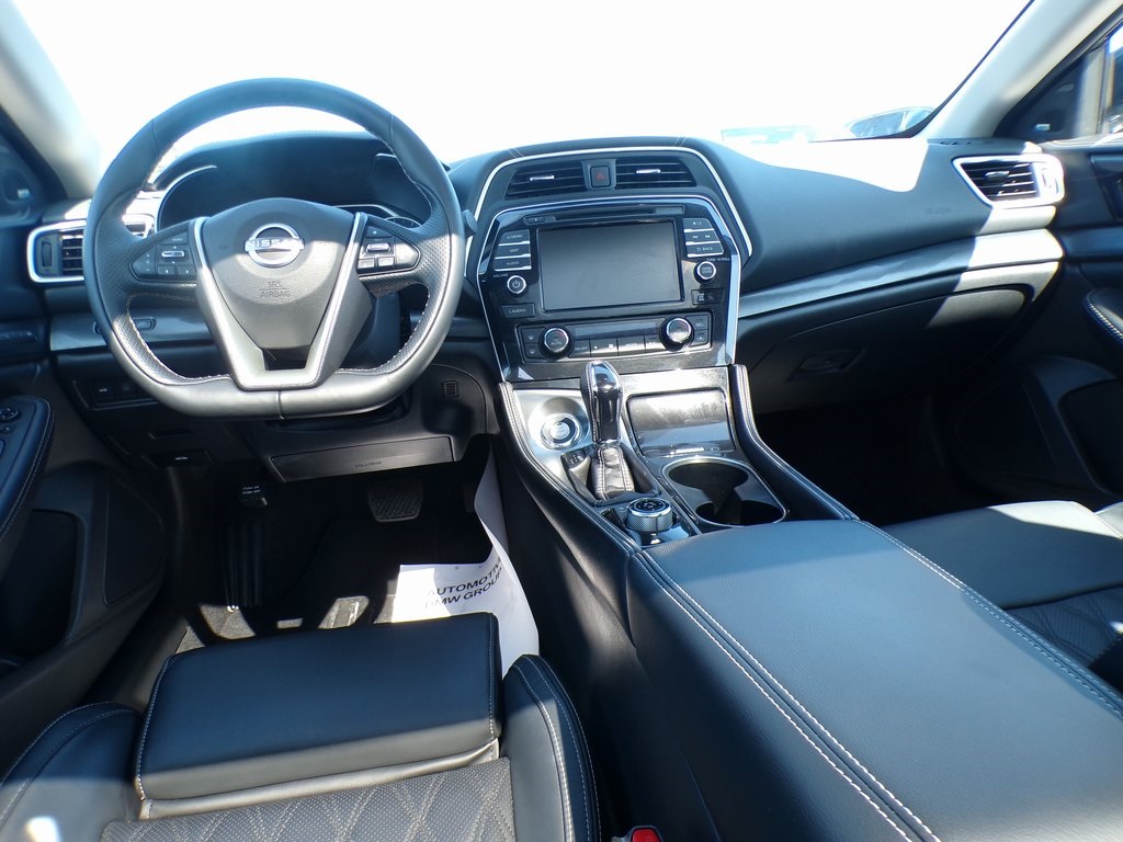2023 Nissan Maxima Platinum photo 10