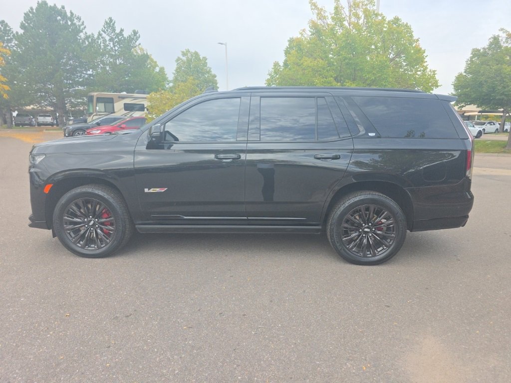 2024 Cadillac Escalade V-Series photo 3