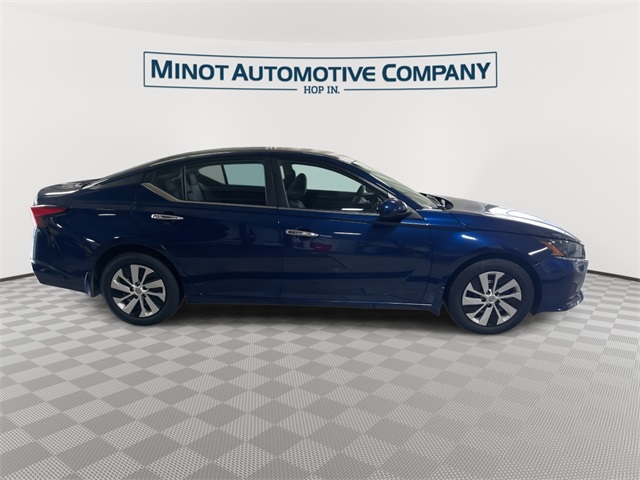 2023 Nissan Altima 2.5 S photo 9