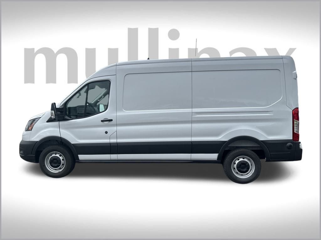 2025 Ford Transit photo 4
