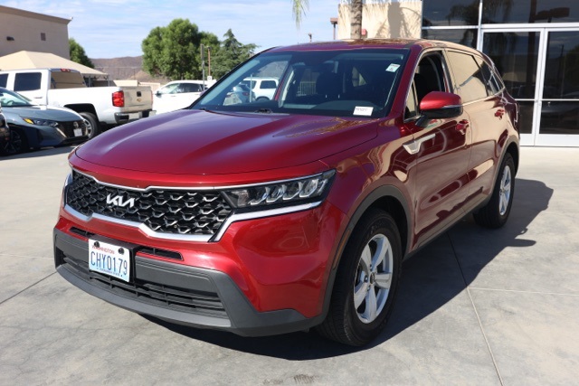 2023 Kia Sorento LX photo 6