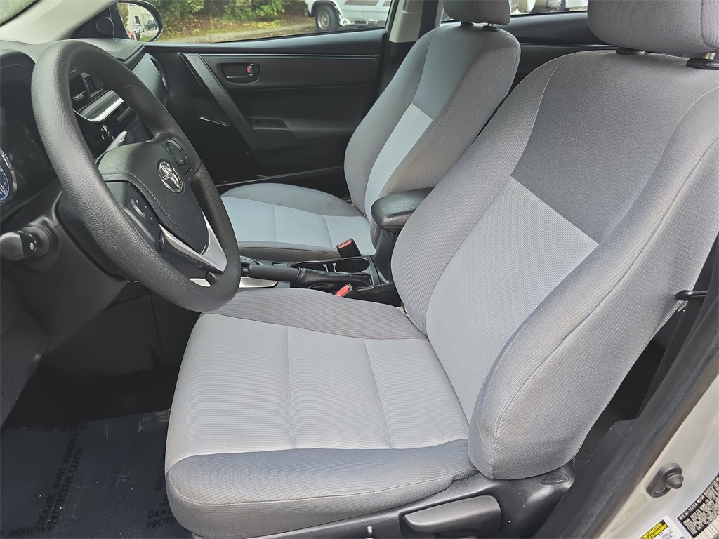 2019 Toyota Corolla L photo 13