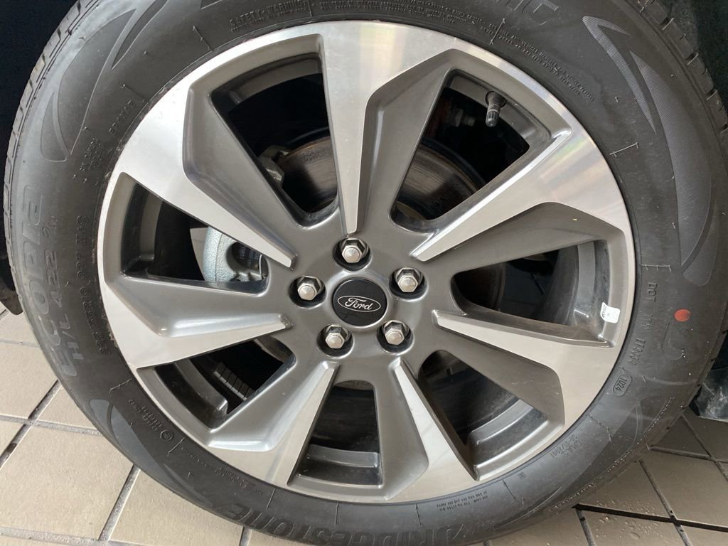 2024 Ford Escape Platinum photo 21