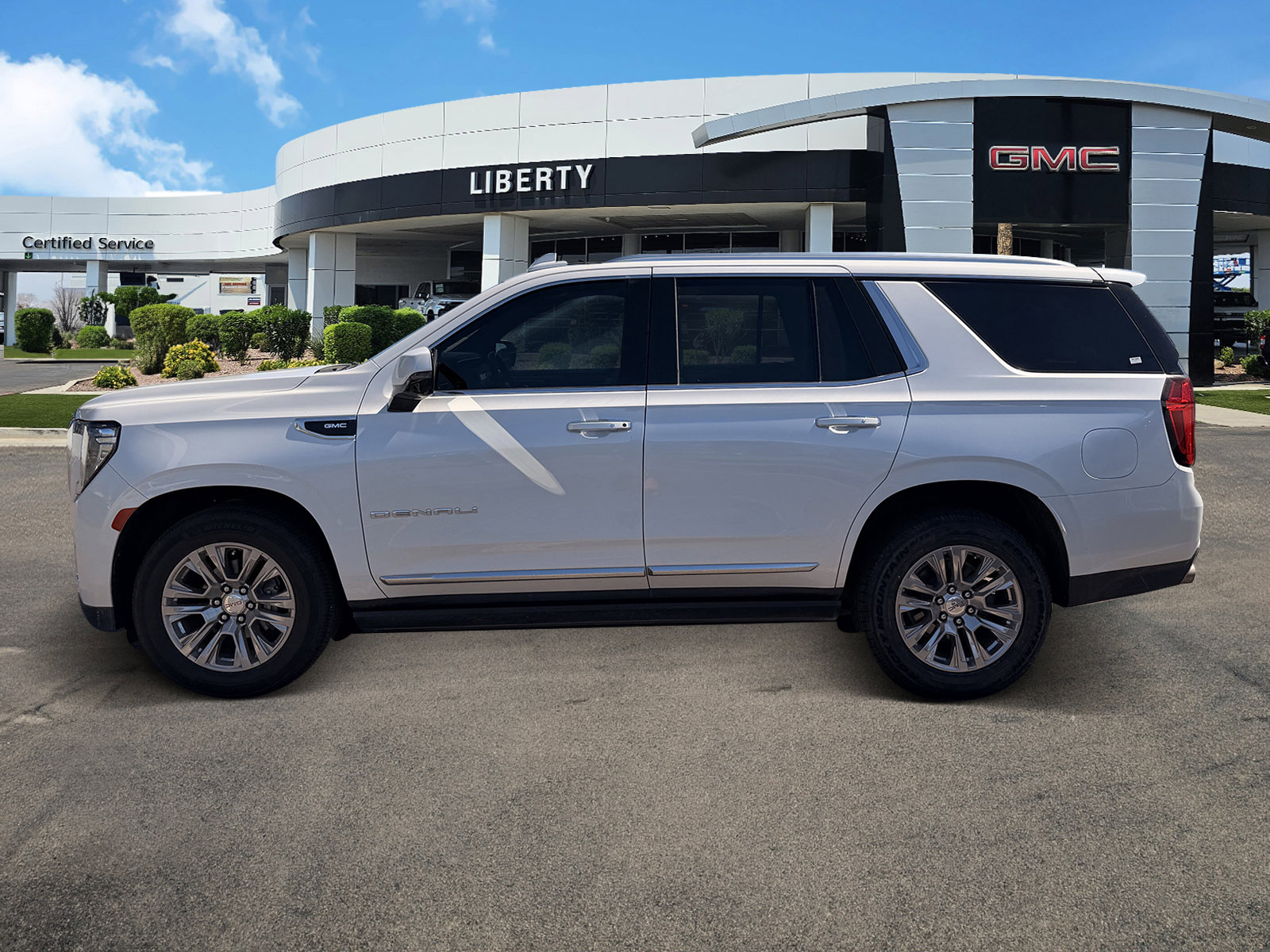 2023 Gmc Yukon Denali photo 4