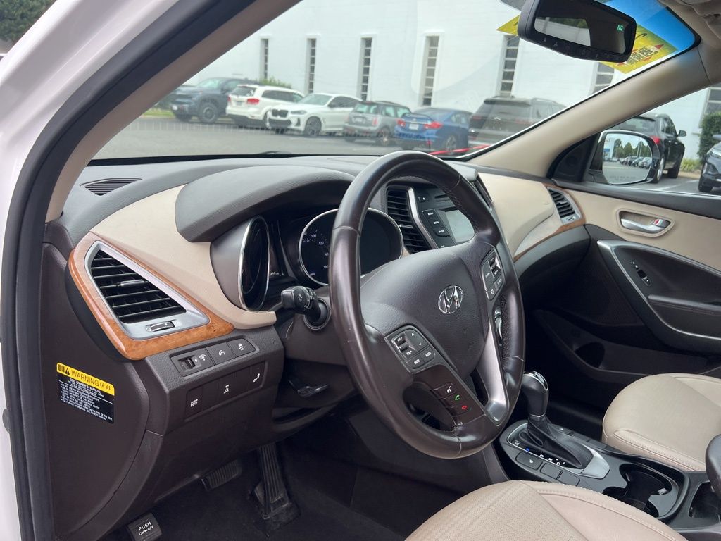 2014 Hyundai Santa Fe Limited photo 10