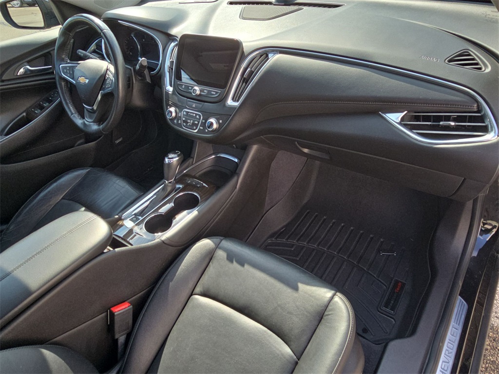 2017 Chevrolet Malibu Premier photo 29
