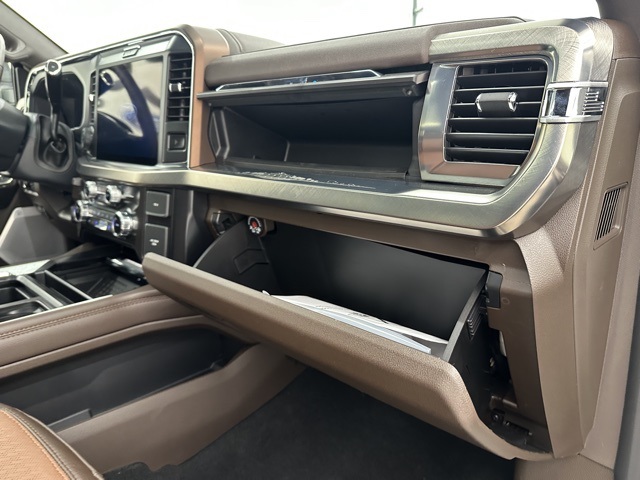 2025 Ford F-350 King Ranch photo 11