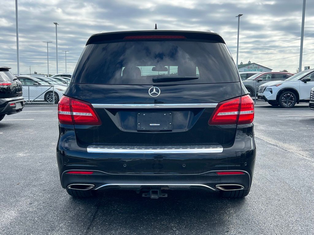 2018 Mercedes Benz GLS 550 4MATIC photo 4