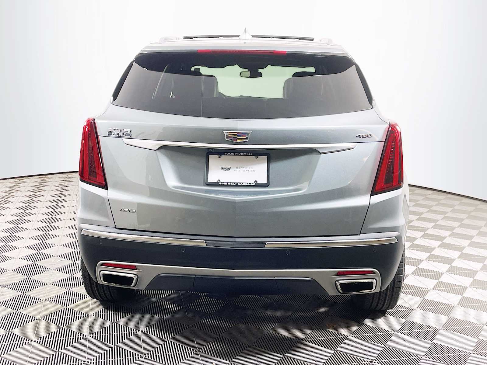 2023 Cadillac XT5 Premium Luxury photo 3