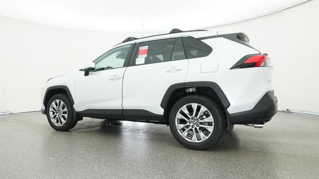 2025 Toyota RAV4 XLE Premium photo 12