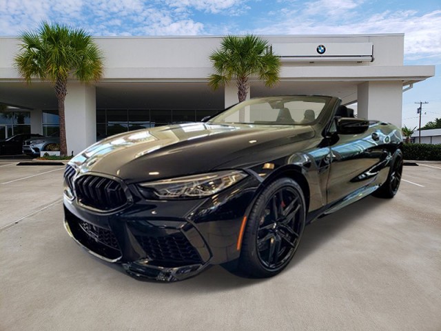2025 BMW M8