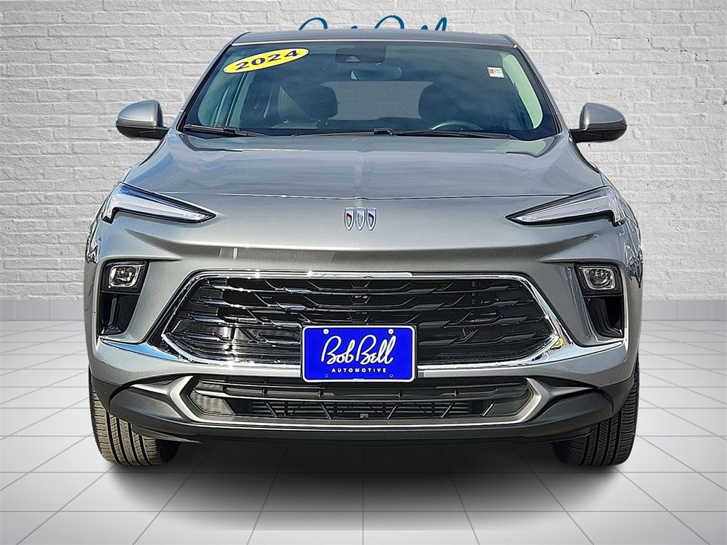 2024 Buick Encore Preferred photo 2