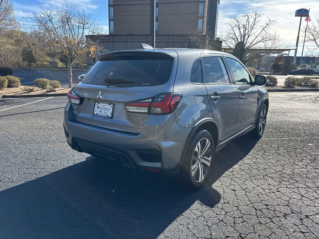 2024 Mitsubishi Outlander Sport LE photo 2