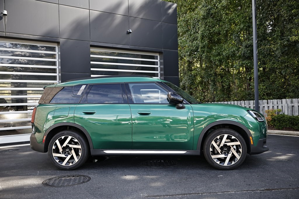 2025 Mini Cooper S ALL4 photo 3