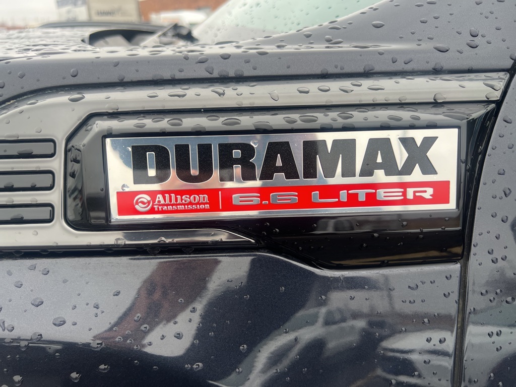 2024 GMC SIERRA HD - Image 3